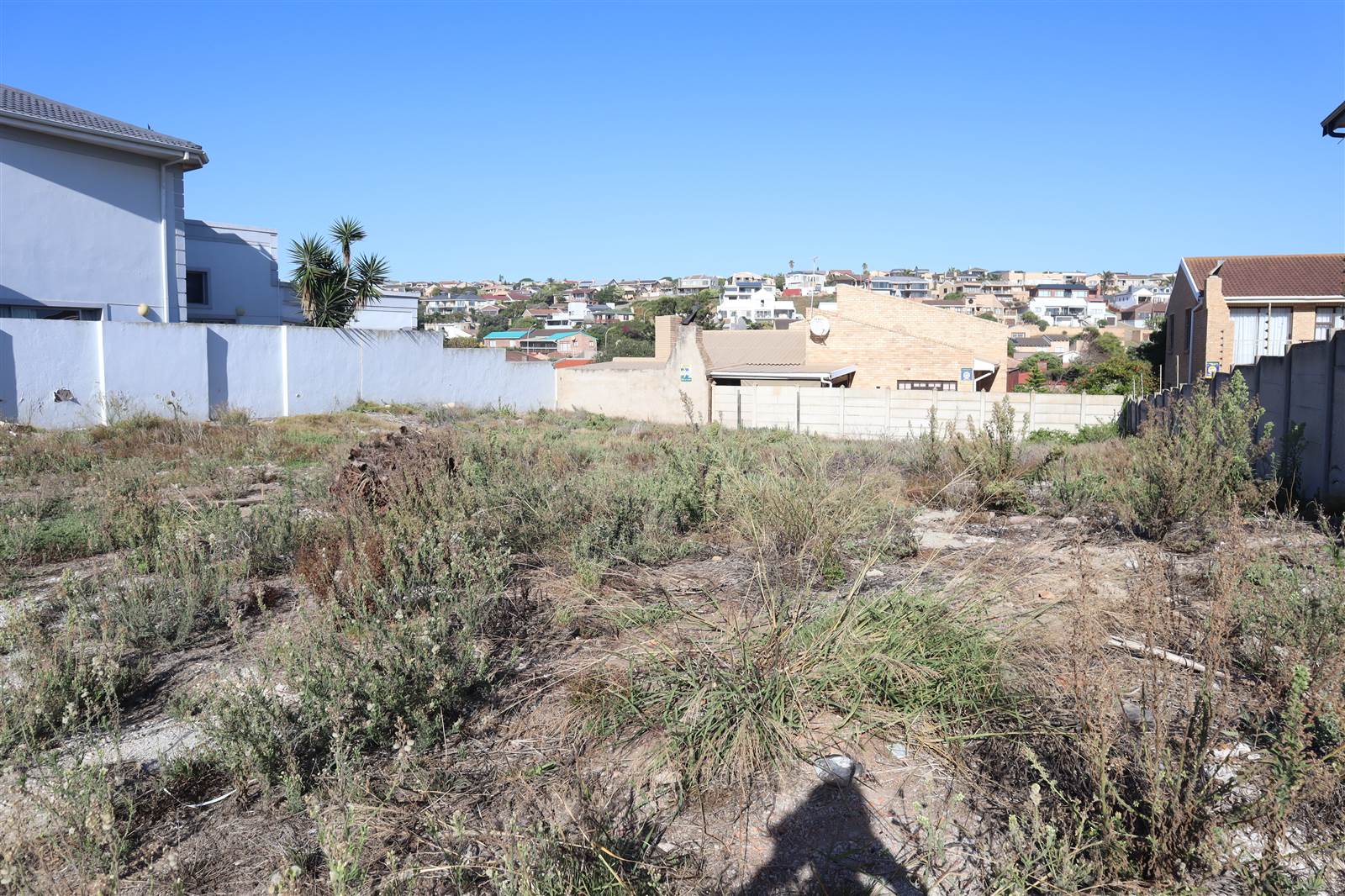 589 m² Land available in Wavecrest photo number 3