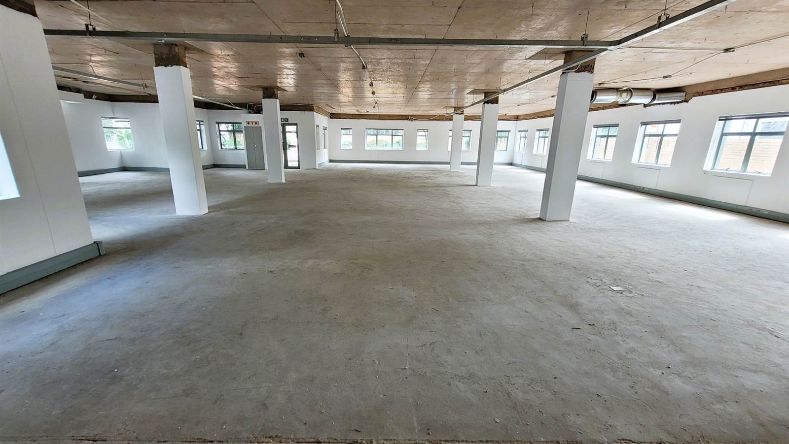 734  m² Office Space in Hillcrest photo number 9