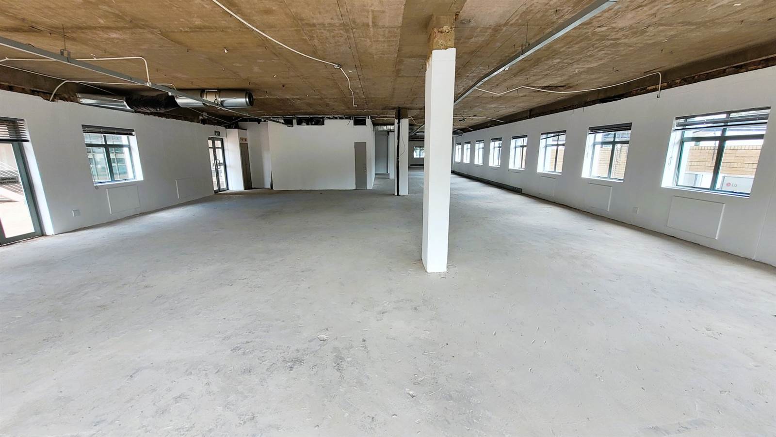 734  m² Office Space in Hillcrest photo number 6