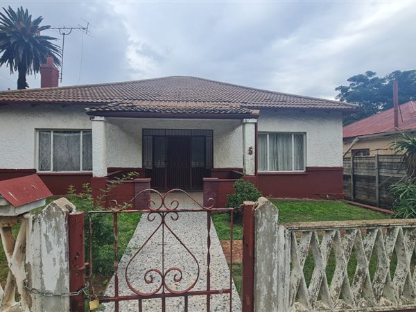 3 Bedroom House 3 Bedroom House