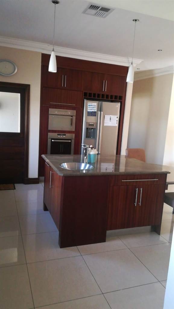 3 Bed House in Vaal Marina photo number 8