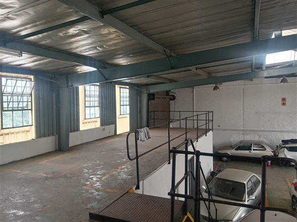 335 m² Commercial space 335 m² Commercial space