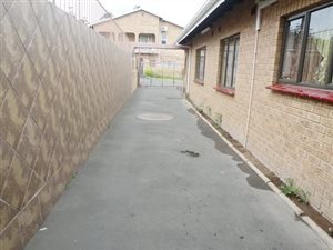 3 Bed House in Westcliff