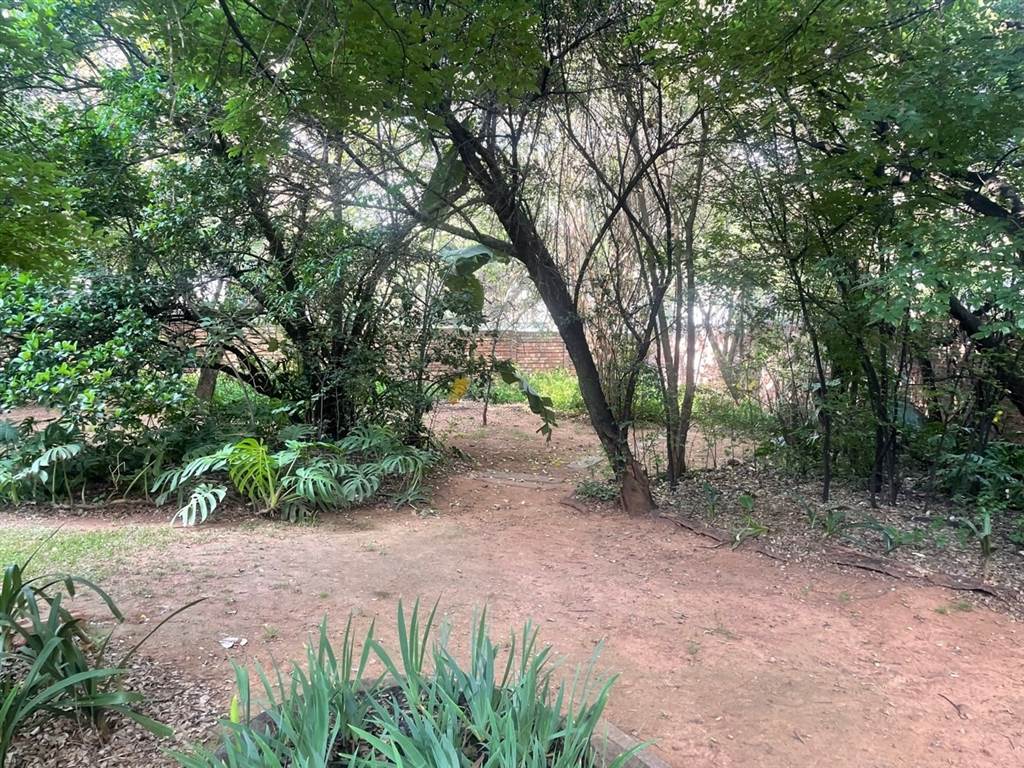2692 m² Land available in Waterkloof Ridge photo number 7