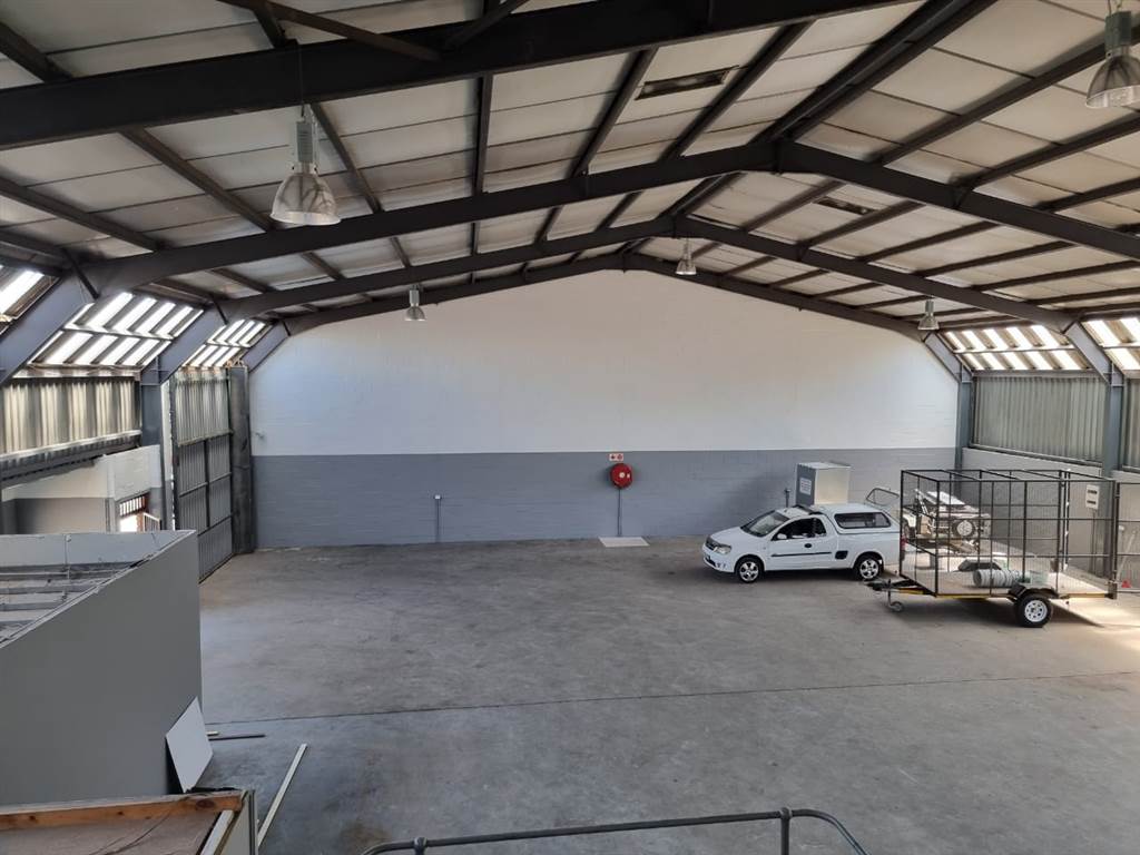 515  m² Industrial space in Montague Gardens photo number 3