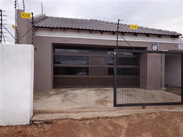 3 Bedroom House 3 Bedroom House