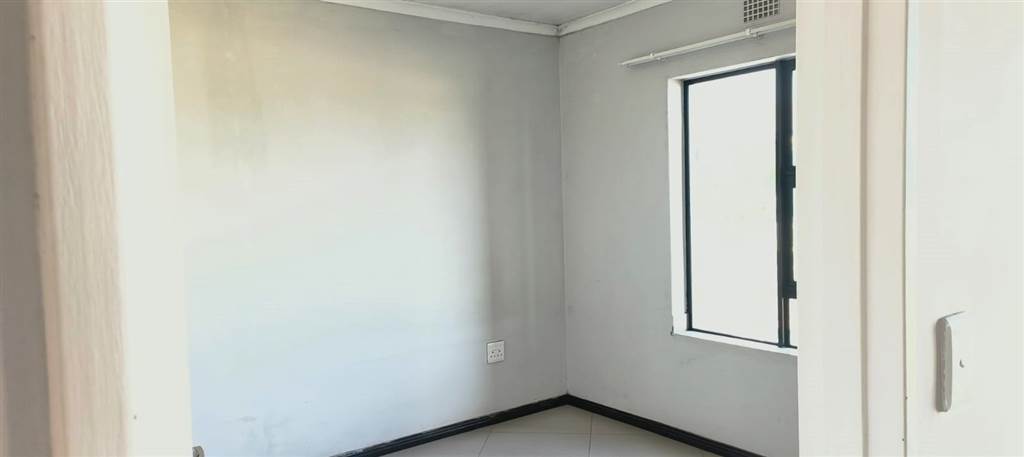 Studio apartment in Buh-Rein Estate photo number 9