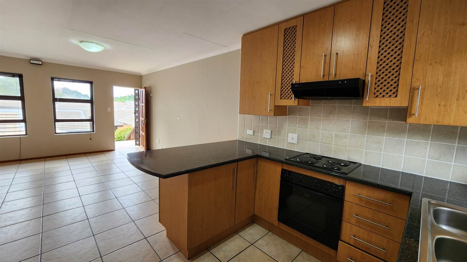 2 Bed Apartment in Chancliff Ridge photo number 8