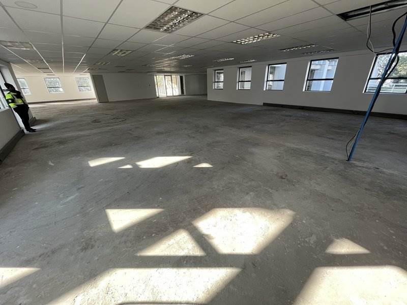 738  m² Office Space in Woodmead photo number 20