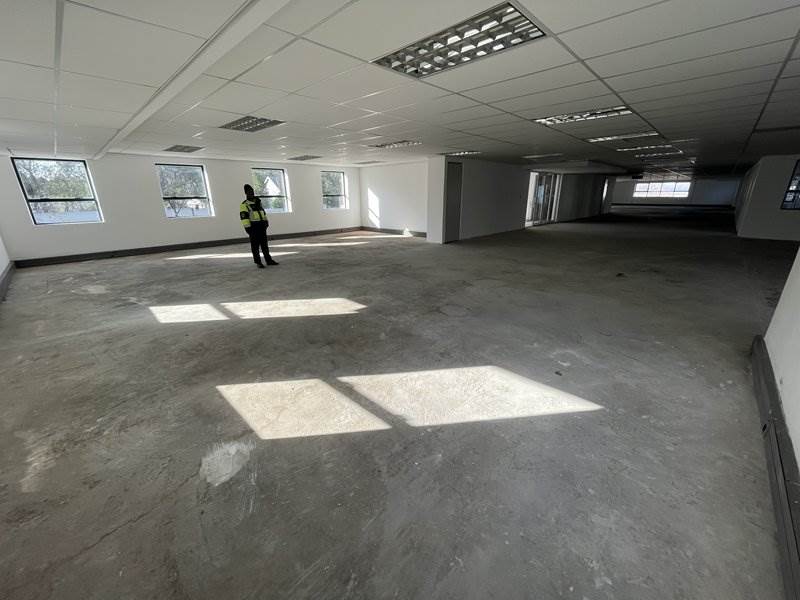 738  m² Office Space in Woodmead photo number 21