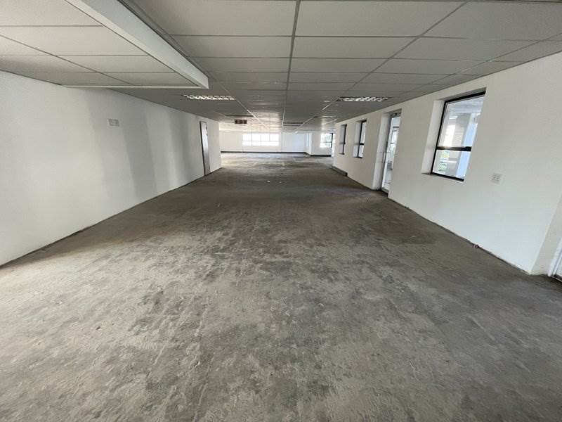 738  m² Office Space in Woodmead photo number 18