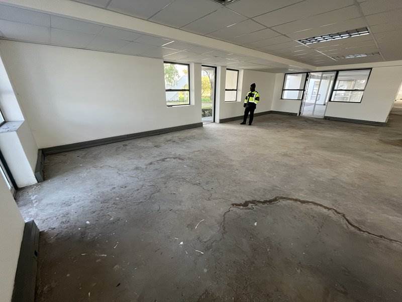 738  m² Office Space in Woodmead photo number 14