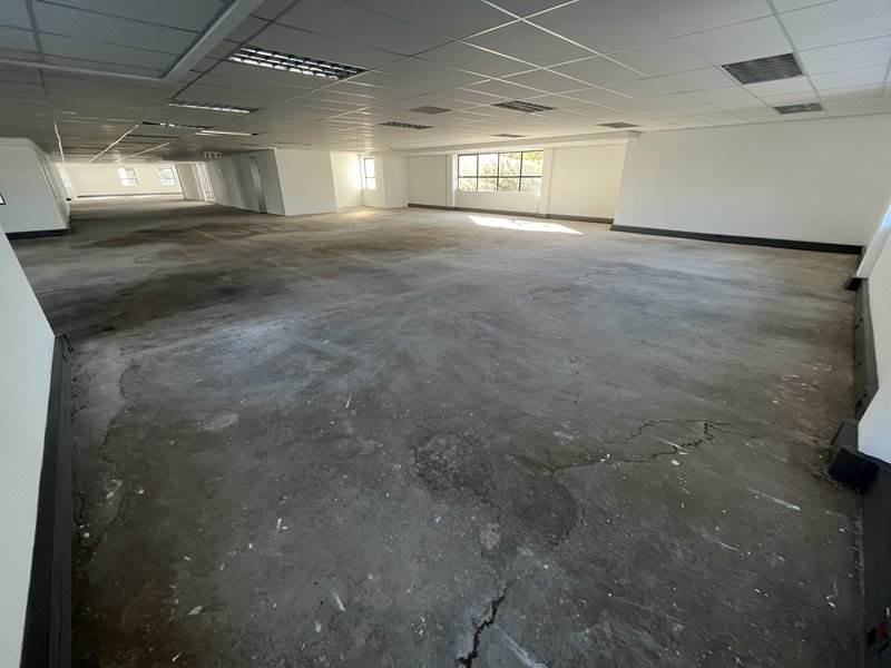 738  m² Office Space in Woodmead photo number 15