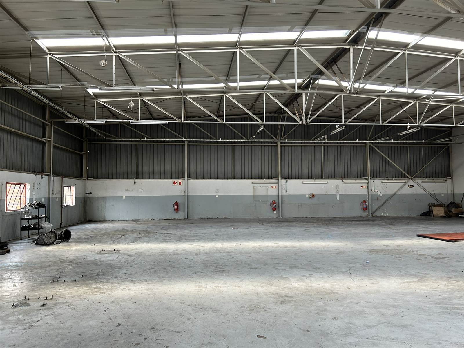 1523  m² Industrial space in Strydompark photo number 4