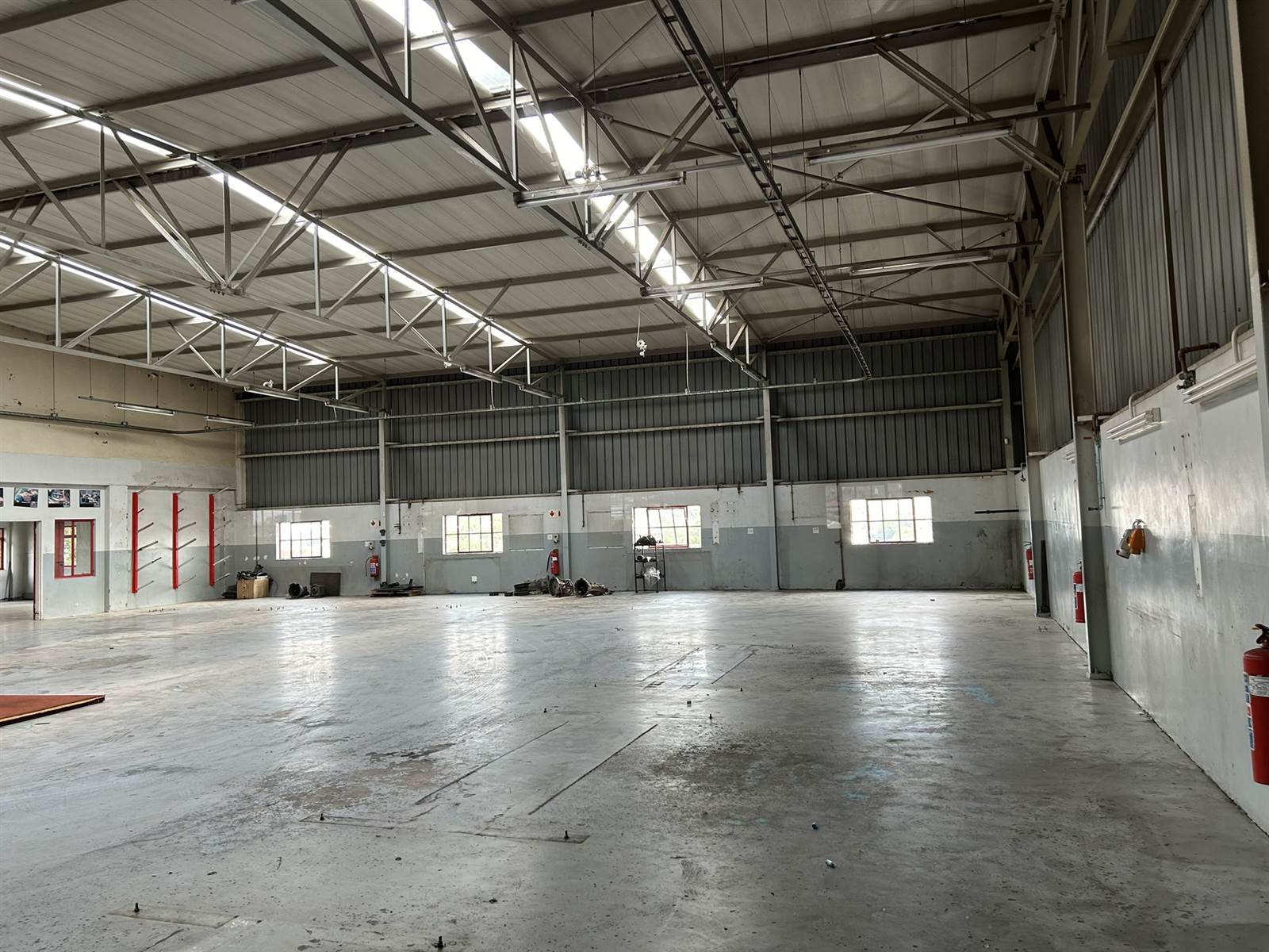 1523  m² Industrial space in Strydompark photo number 5