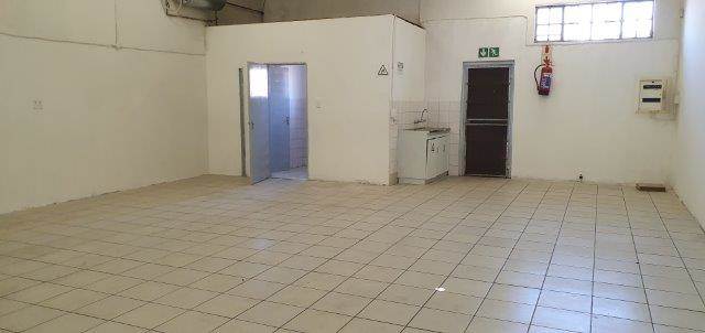 180  m² Industrial space in Ooseinde photo number 2