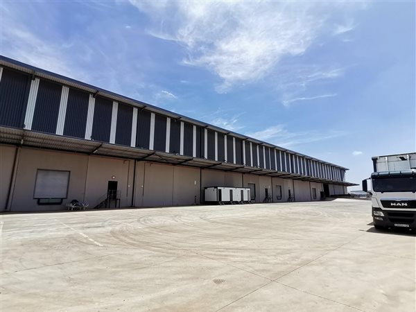 10 723  m² Industrial space