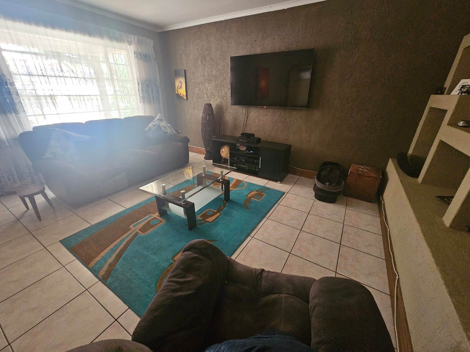 3 Bed House in Turffontein photo number 7