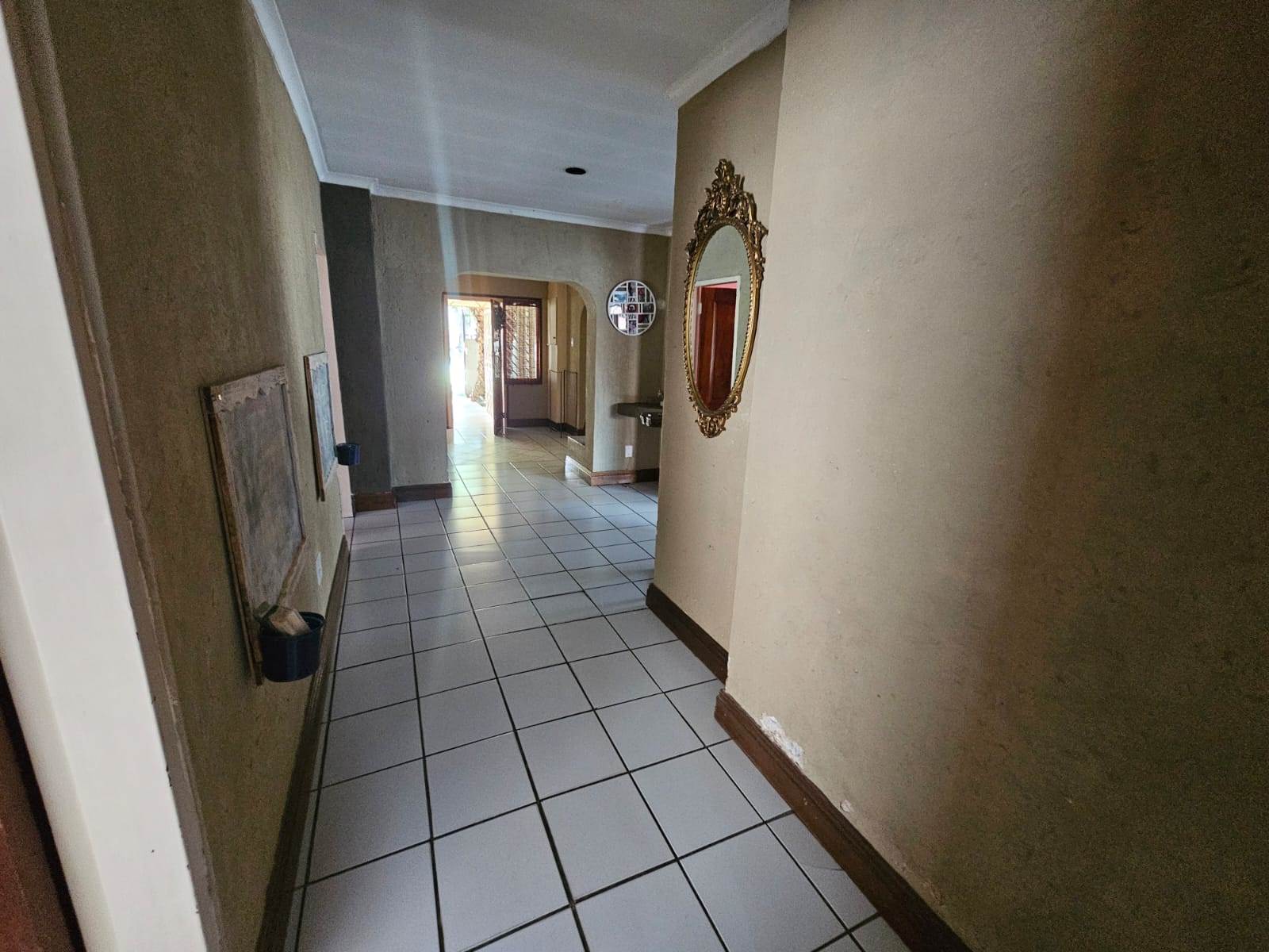 3 Bed House in Turffontein photo number 11