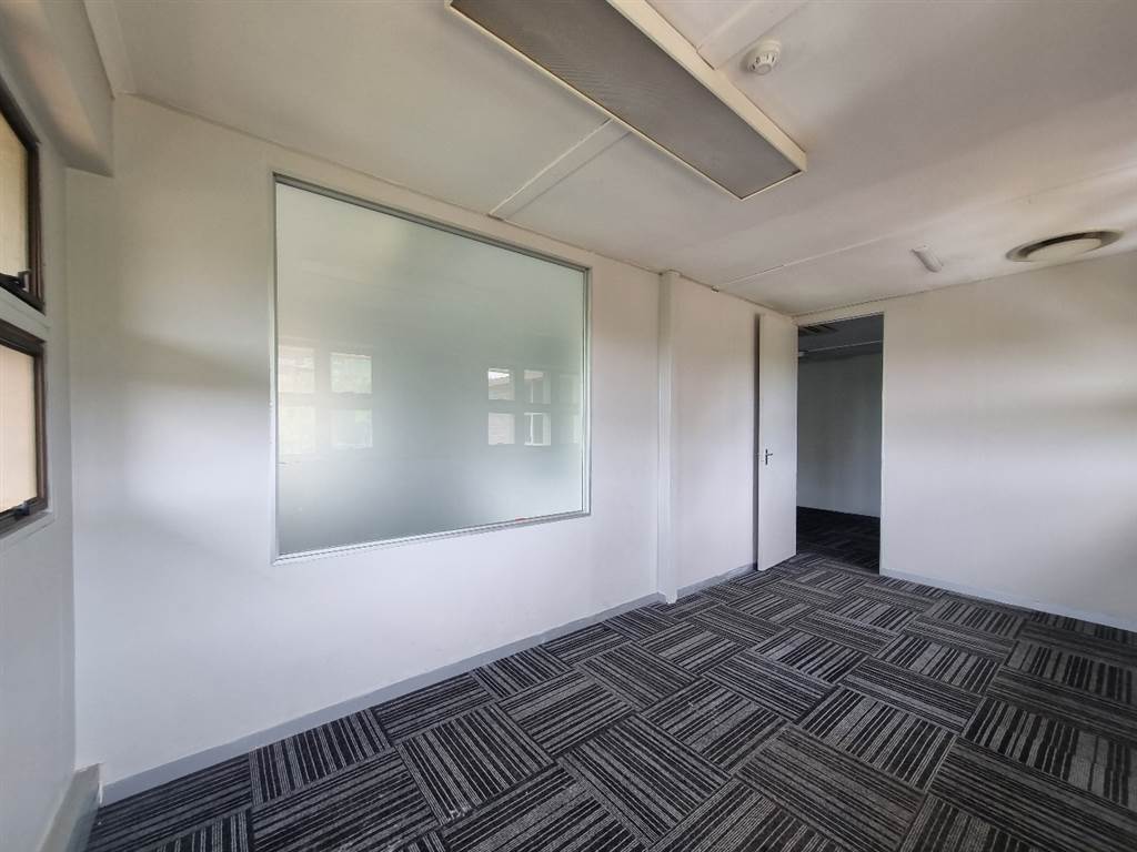 157  m² Commercial space in Hatfield photo number 7