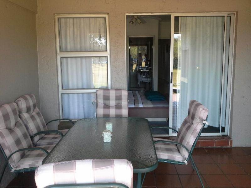 3 Bed Apartment in Vaalpark photo number 14