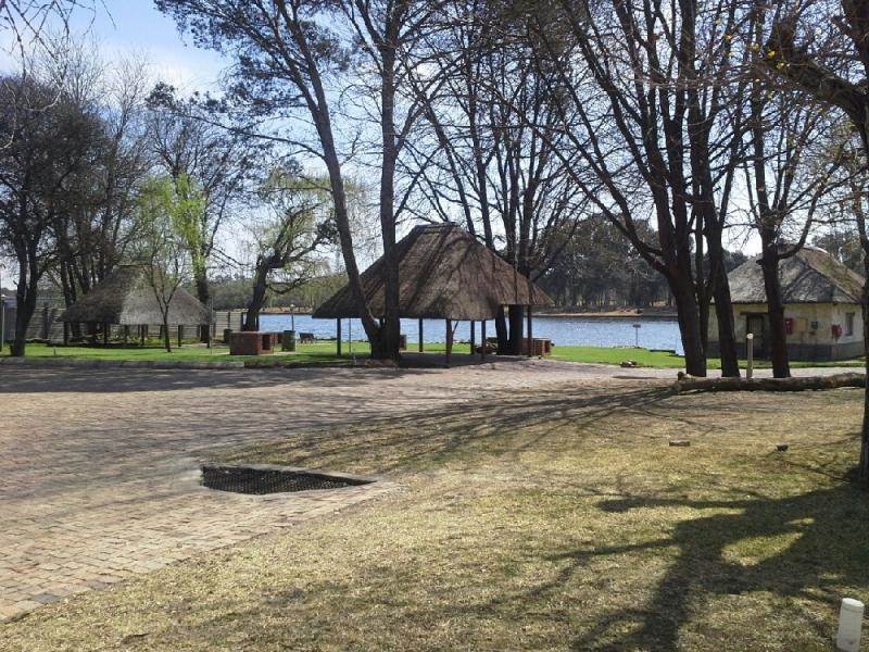 3 Bed Apartment in Vaalpark photo number 8