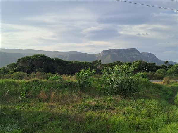 904 m² Land