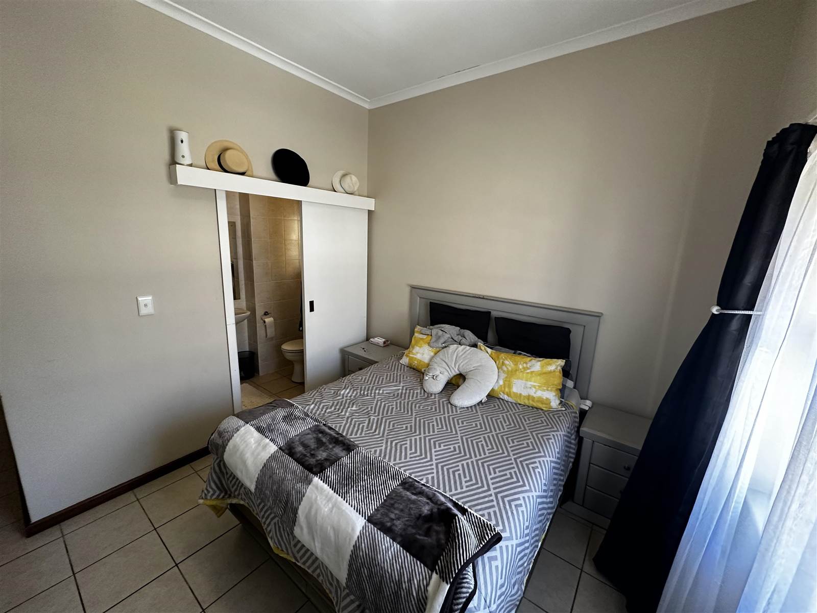 2 Bed Apartment in Gordons Bay Central photo number 16