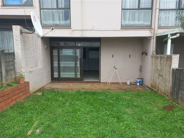 2 Bedroom Duplex 2 Bedroom Duplex