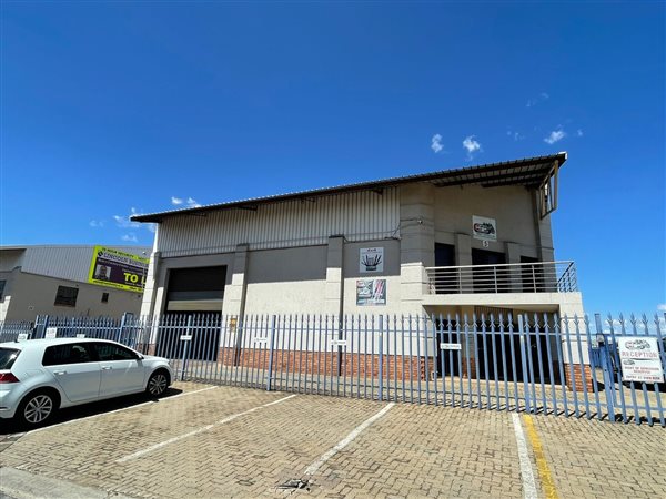 620  m² Industrial space