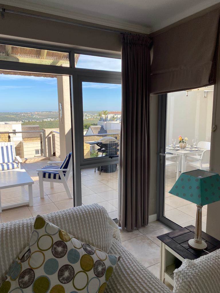 2 Bed Apartment in Plettenberg Bay photo number 5