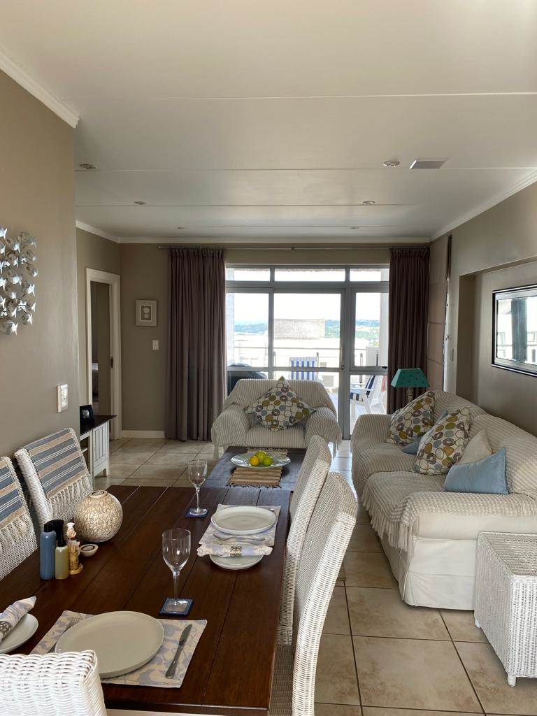 2 Bed Apartment in Plettenberg Bay photo number 2