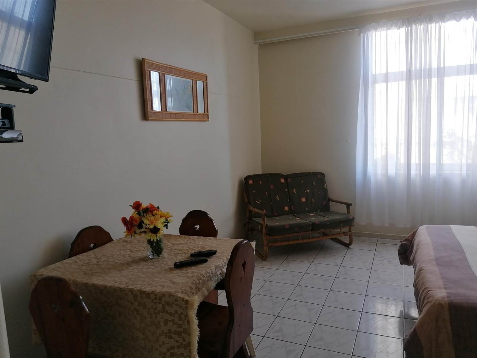 Bachelor apartment in Amanzimtoti photo number 2