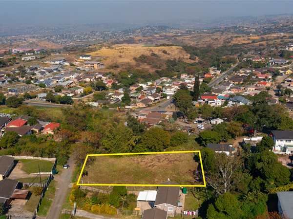 1930 m² Land available in Townview