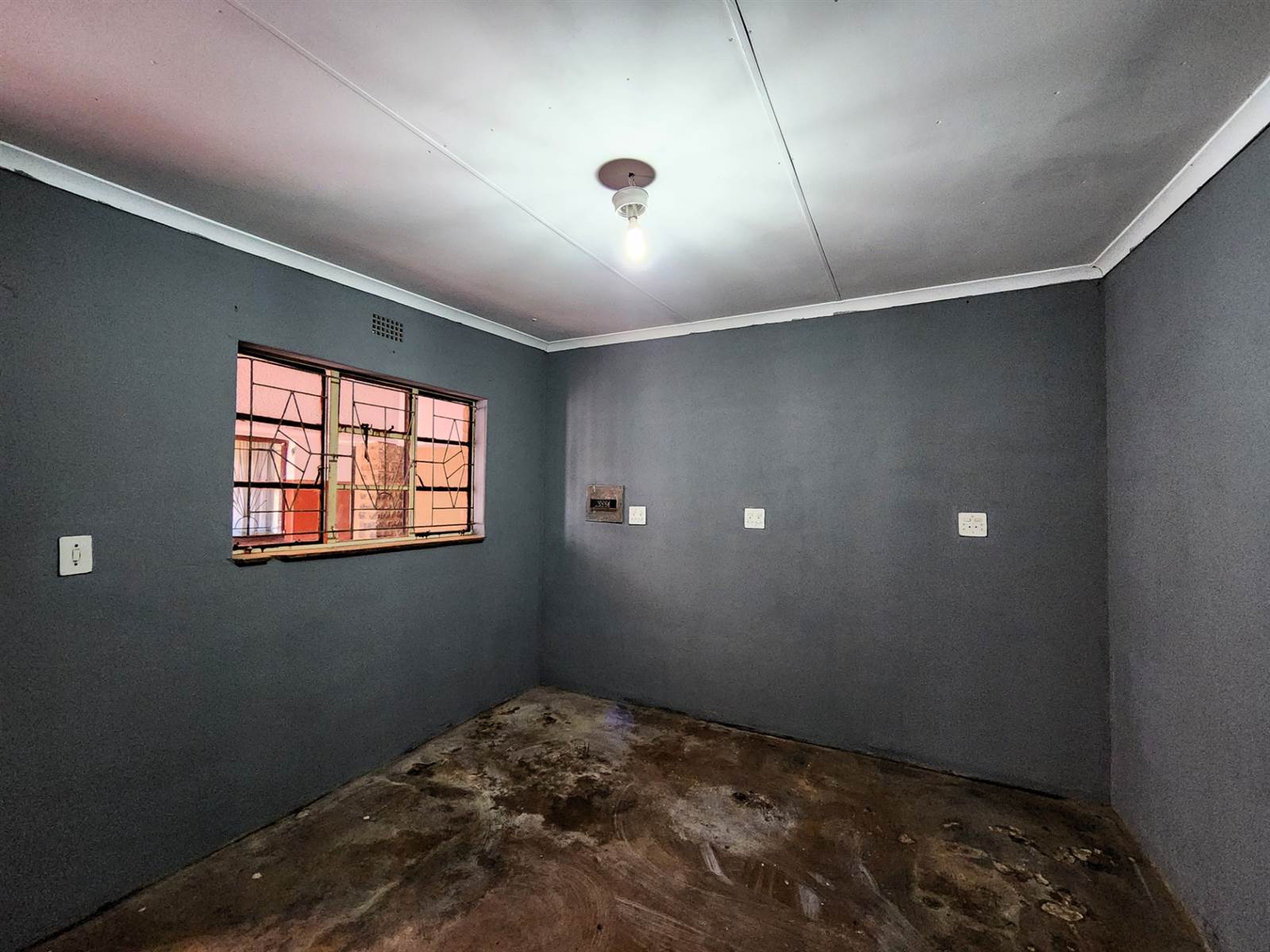 5 Bed House in Mamelodi West photo number 7