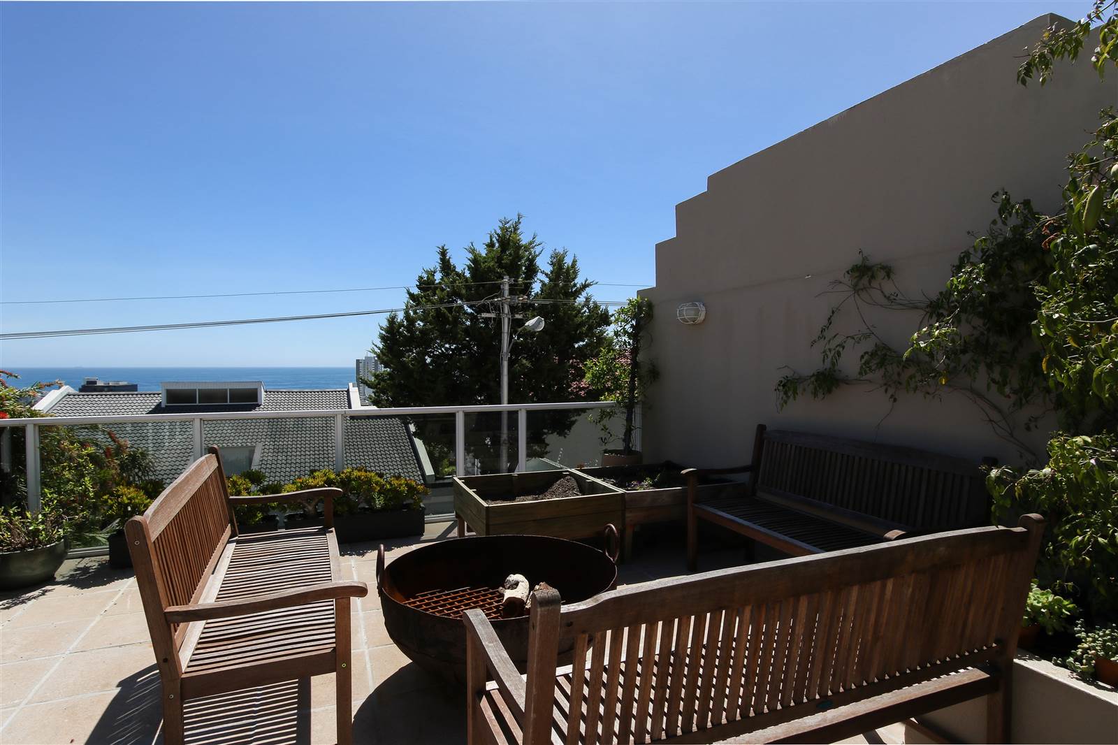 4 Bed House in Fresnaye photo number 13