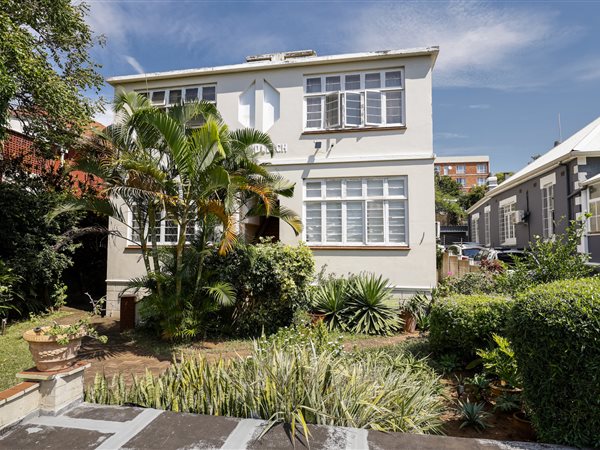 2 Bedroom Flat 2 Bedroom Flat