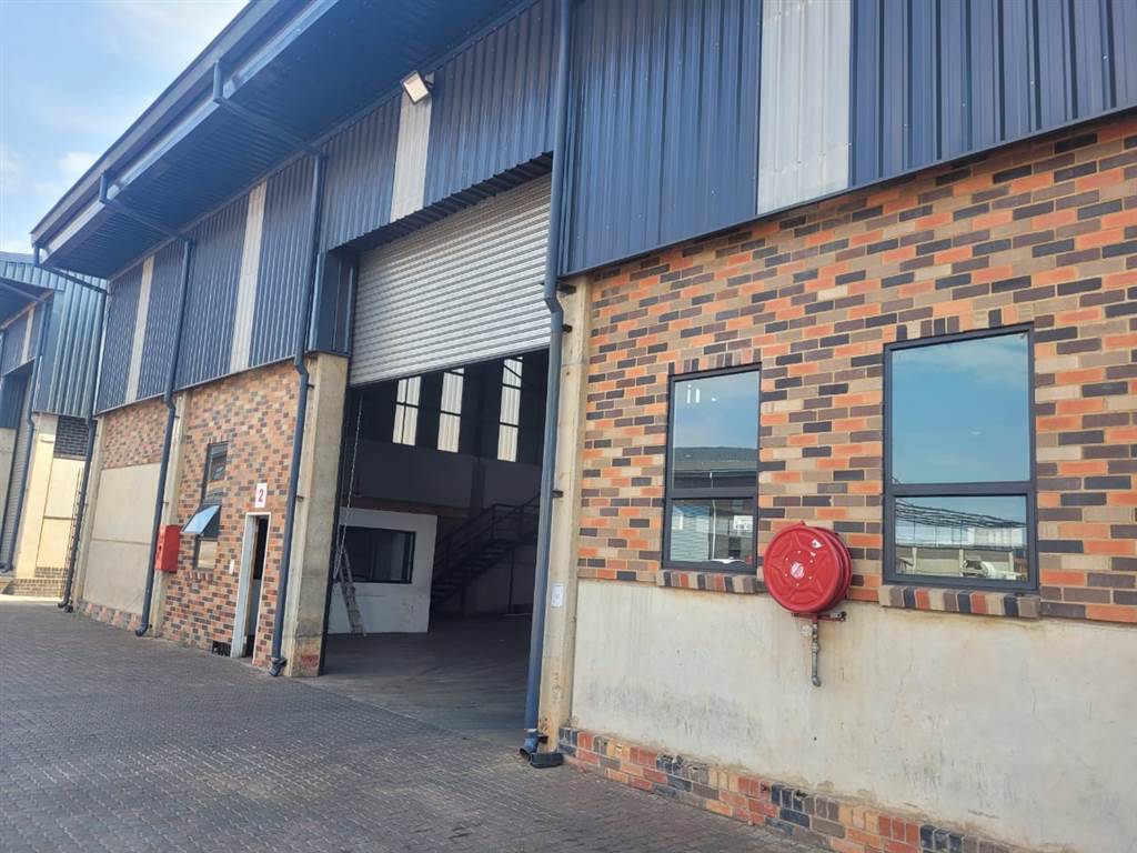 1700  m² Industrial space in Clayville photo number 19