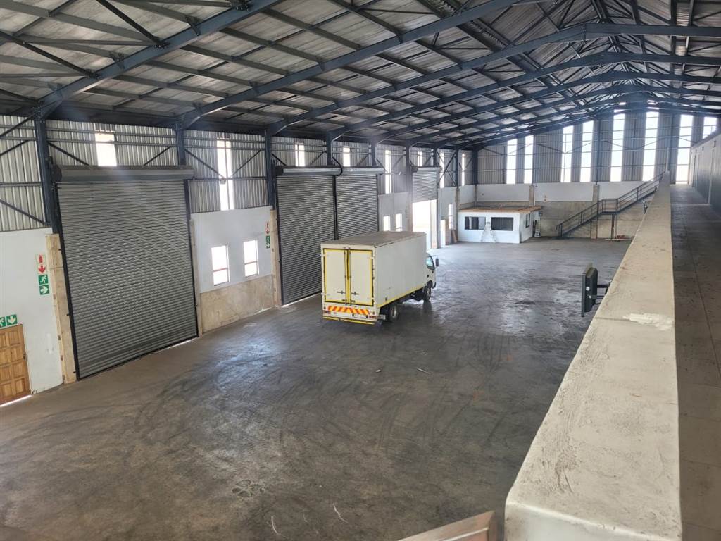 1700  m² Industrial space in Clayville photo number 6