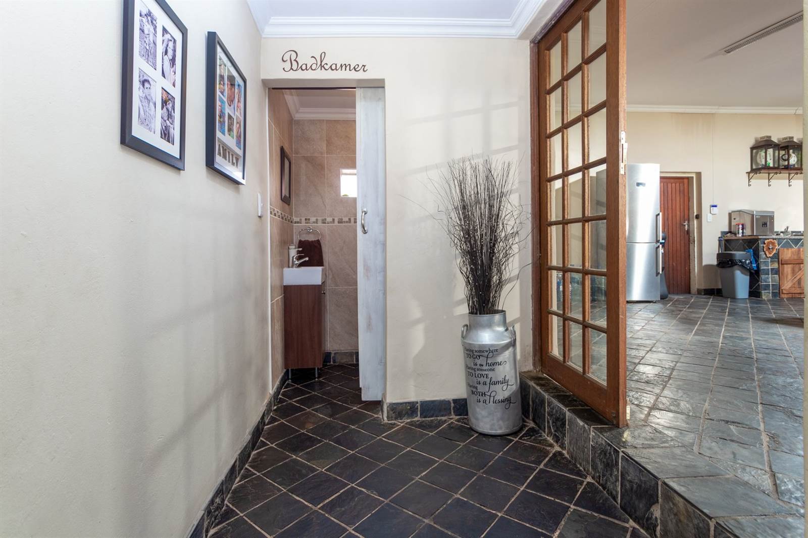 5 Bed House in Kameelfontein and surrounds photo number 17