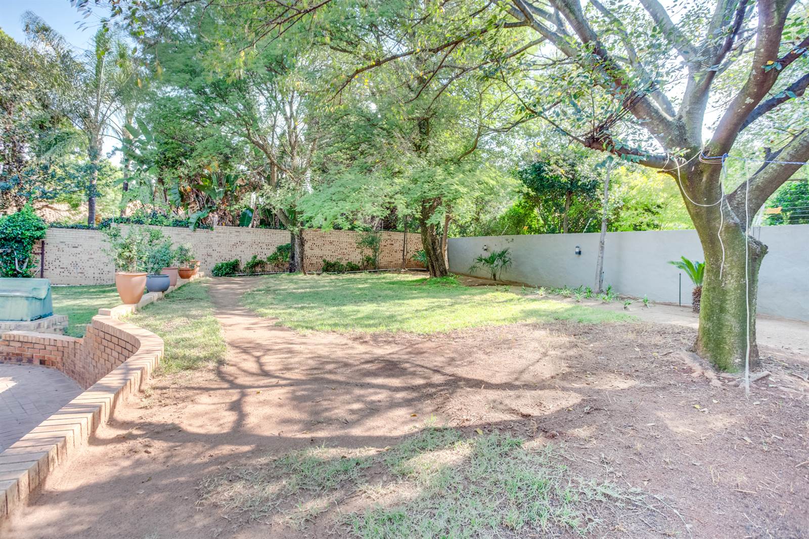 3 Bed House in Lonehill photo number 29