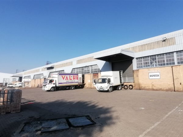 7 726  m² Industrial space