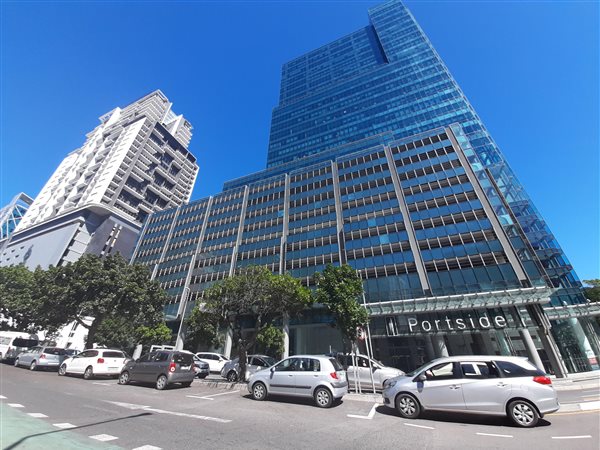 373  m² Commercial space