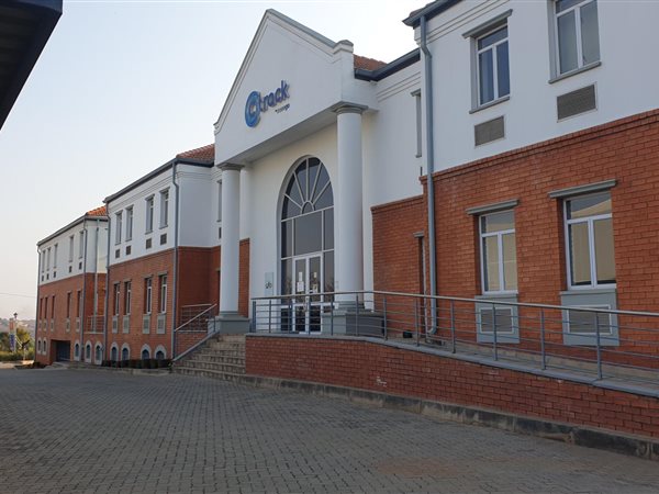 675  m² Commercial space in Route 21 Business Park