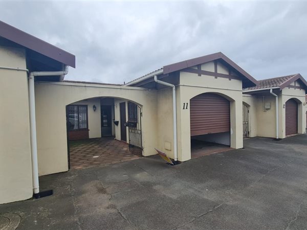2 Bedroom Townhouse 2 Bedroom Townhouse