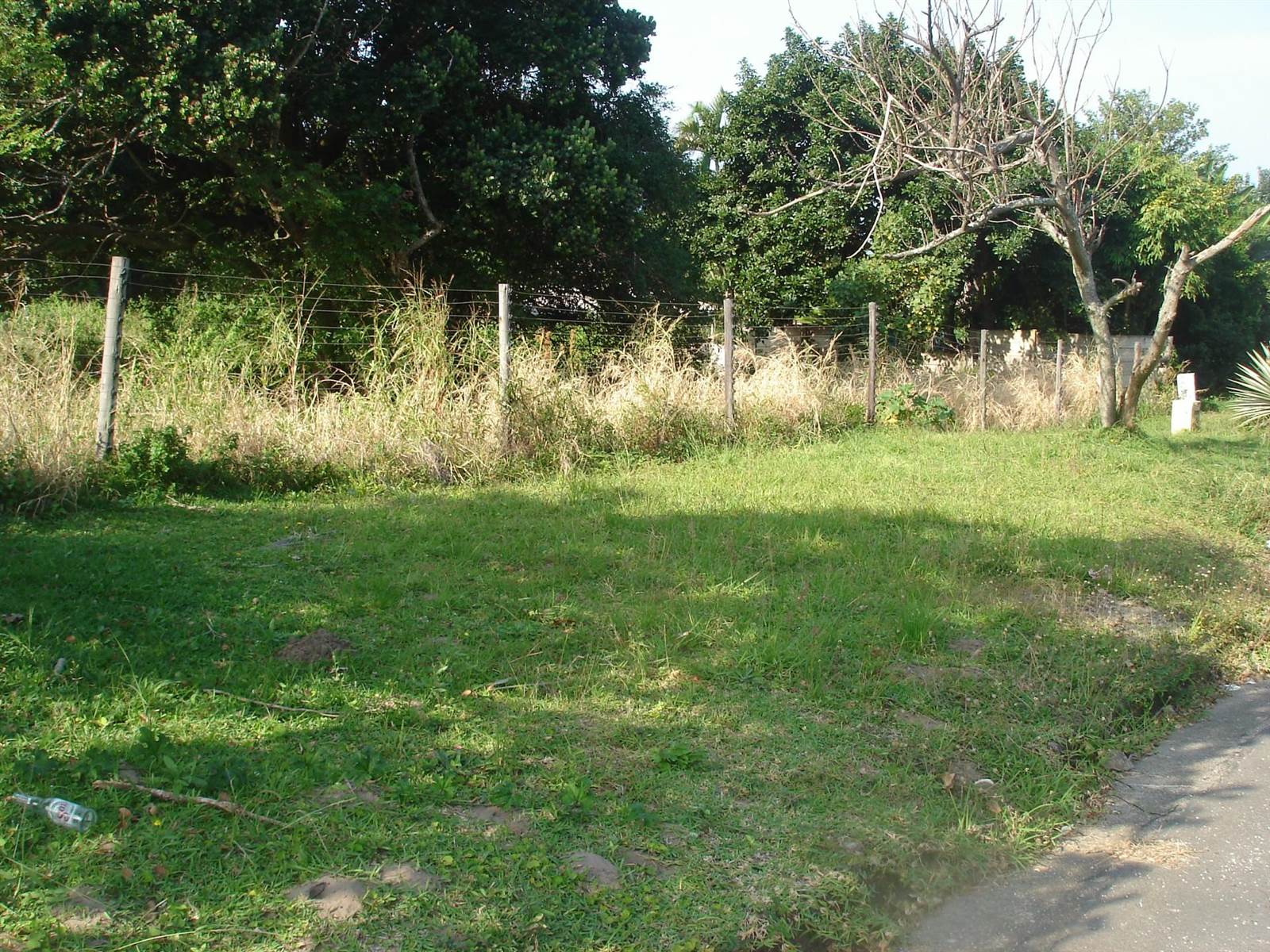 1524 m² Land available in Woodgrange photo number 1