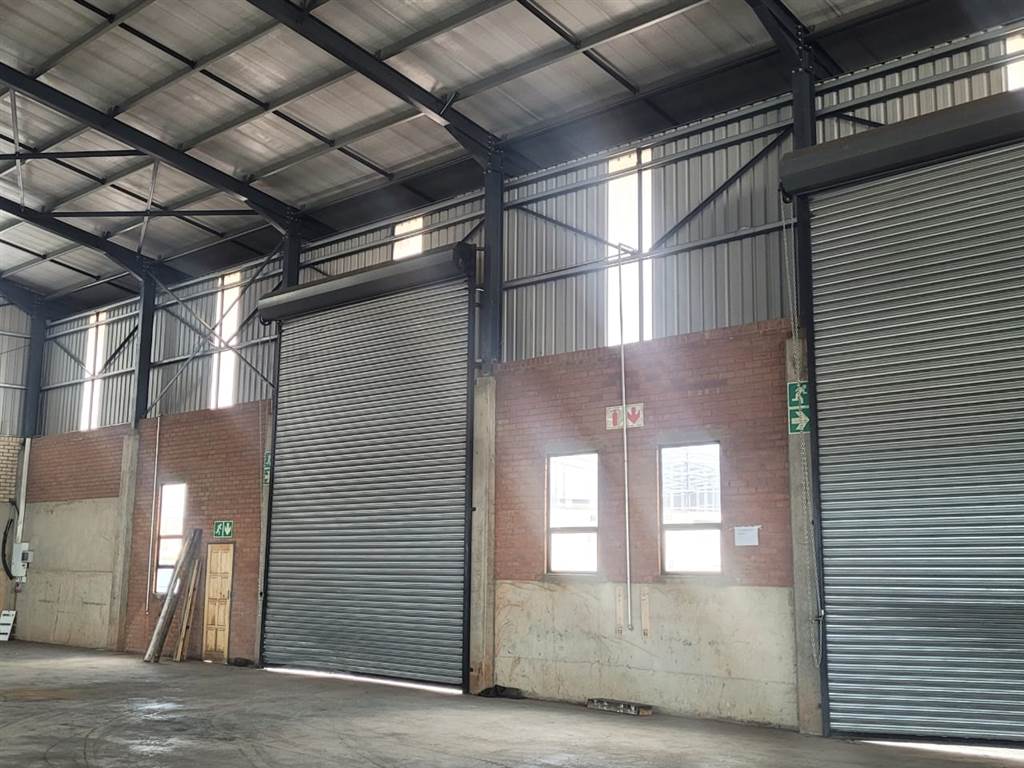 1705  m² Industrial space in Clayville photo number 6