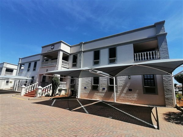 673  m² Commercial space in Eastgate