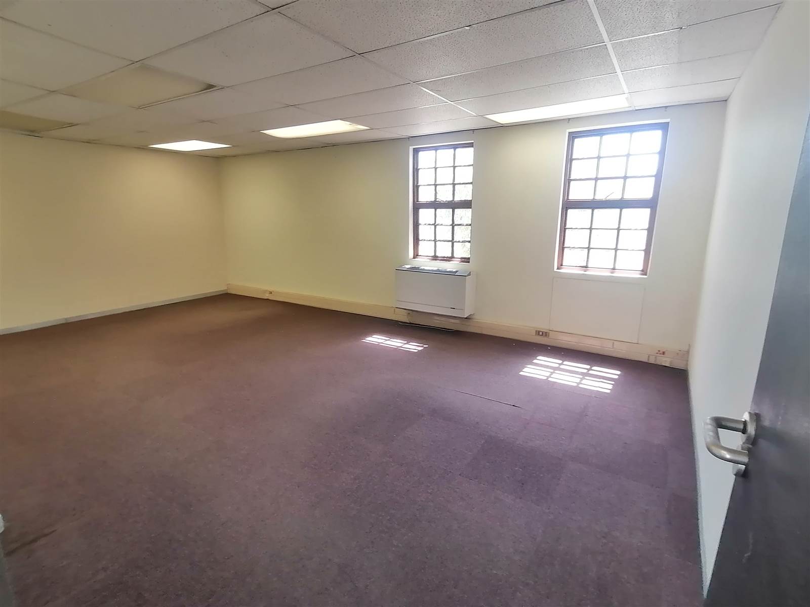 673  m² Commercial space in Eastgate photo number 11