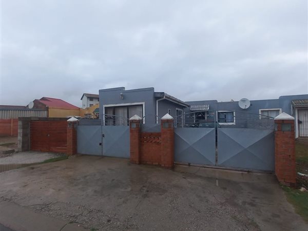 2 Bed House in Algoa Park